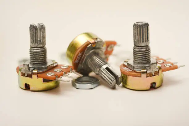 guitar effects potentiometer